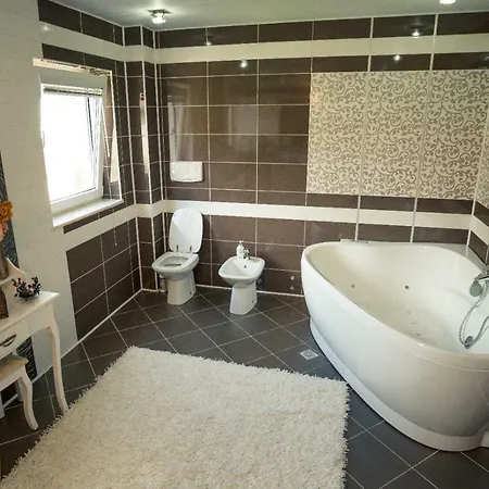 Homestay Casa Mona