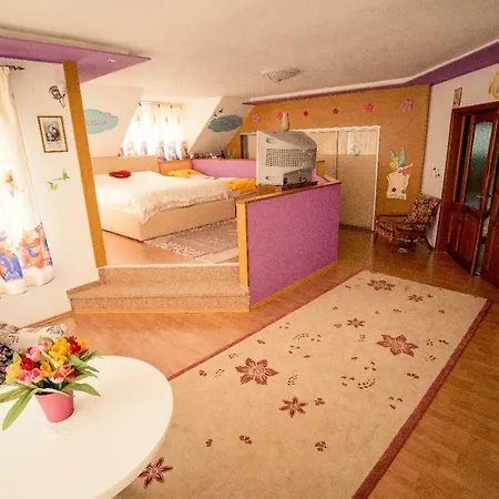 Casa Mona Homestay